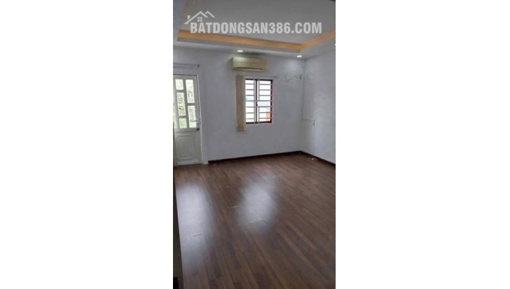NHÀ ĐẸP DIỆN TÍCH TO - HẺM XE HƠI