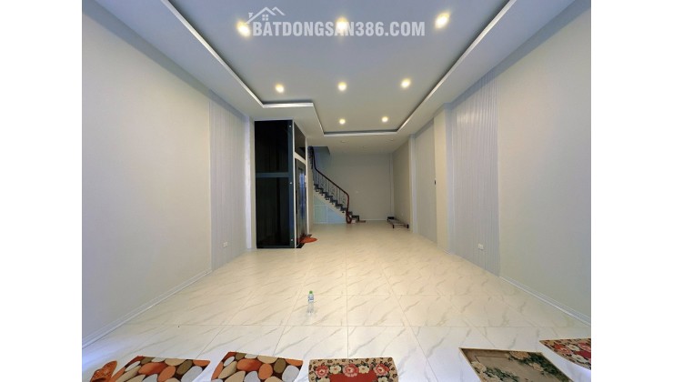 Bán nhà Ôtô đỗ cửa Phố Vương Thừa Vũ 45m/6T Thang máy, MT 4.8m 16.7 Tỷ, mới đẹp