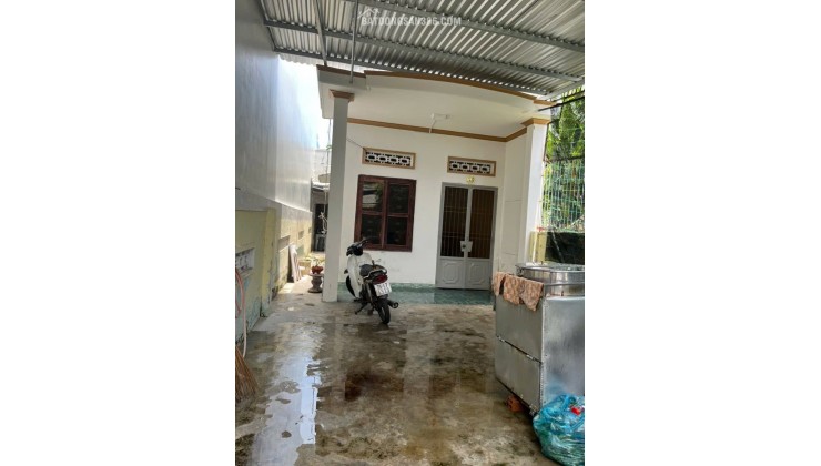 BÁN NHÀ CẤP 4 HẺM NGUYỄN KHUYẾN ĐƯỜNG Ô TÔ PHƯỜNG BẮC NHA TRANG GIÁ 2TY8