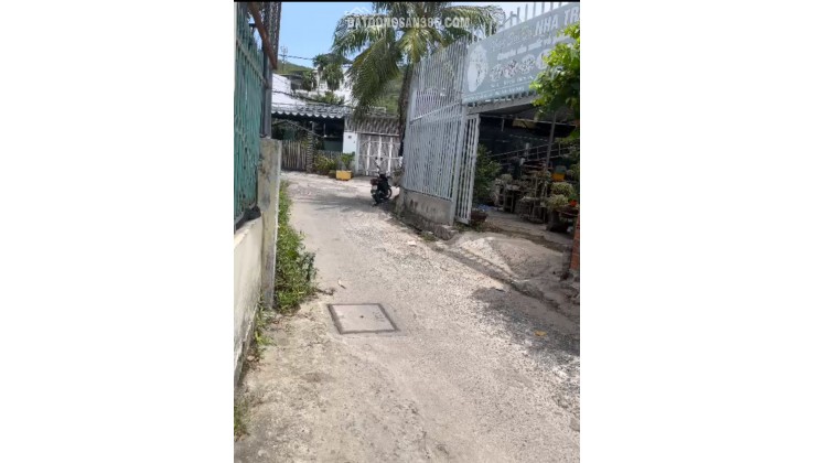 BÁN NHÀ CẤP 4 HẺM NGUYỄN KHUYẾN ĐƯỜNG Ô TÔ PHƯỜNG BẮC NHA TRANG GIÁ 2TY8