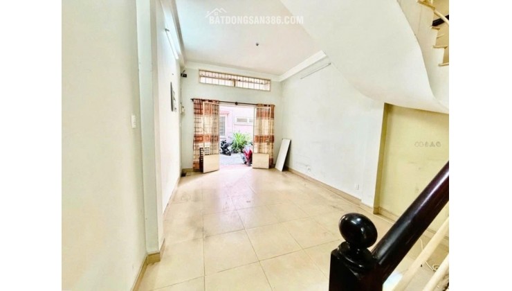 Phú Nhuận - Nhà 3 tầng 76m2 (4x19) - 6 phòng ngủ - Hẻm rộng - Nhỉnh 8 t.ỷ