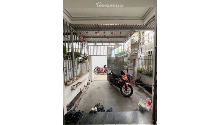 BÁN NHÀ CĂN GÓC 2 TẦNG HẺM HƯƠNG LÔ NGỌC HIỆP GIÁ 1TY8