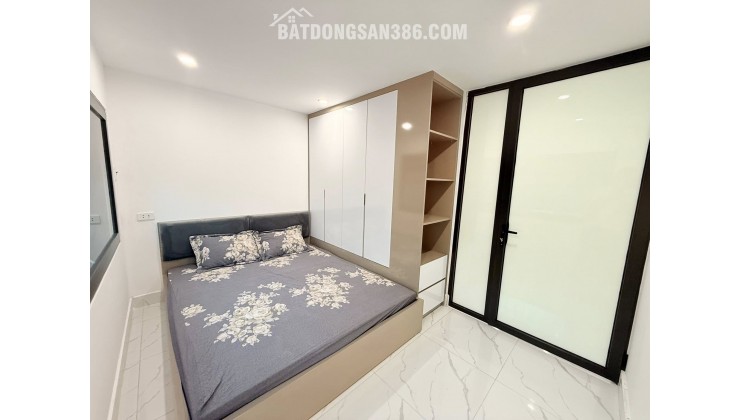 Siêu Tập thể Thái Thịnh 115m2, 3 ngủ, Nội thất cực chất, trung tâm Đống Đa, hơn 4 tỷ