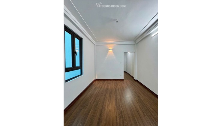 Cơ Hội Hiếm Nhà 4 Tầng, Ô Tô Đỗ Cửa, Gần Hồ Đền Lừ Hoàng Mai, Giá 5.95 Tỷ