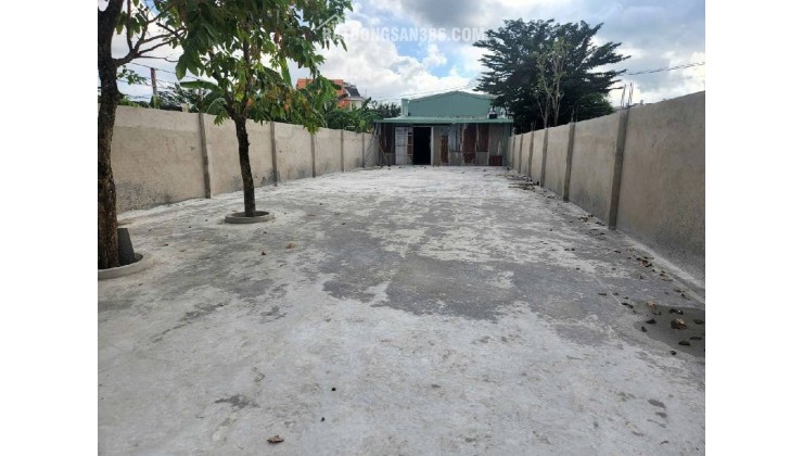 Măt Tiền Thanh Xuân 22, Q.12, 700m2, 2PN, giá tốt 10.3 tỷ. LH: 0938552448