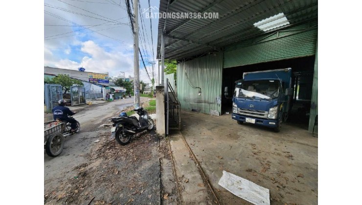 Măt Tiền Thanh Xuân 22, Q.12, 700m2, 2PN, giá tốt 10.3 tỷ. LH: 0938552448