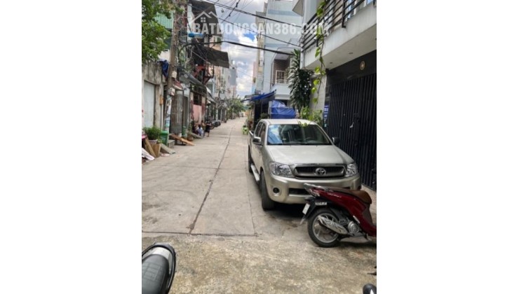 BÌNH TÂN - - ĐƯỜNG 7M XE HƠI TRÁNH - SÁT MẶT TIỀN - SỔ VUÔNG NHƯ A4 - 60M2 - 4 TẦNG BTCT - CHỈ 9 TỶ TL
