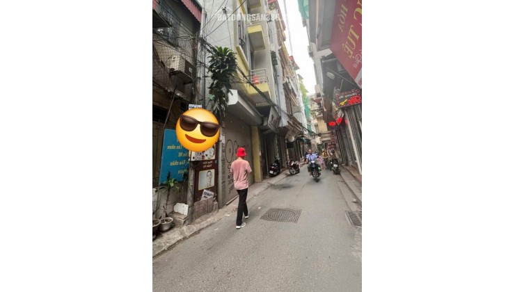 PHỐ CẦU GIẤY, NHÀ 4T ĐẸP DÂN XÂY, GẦN HỒ, Ô TÔ ĐỖ GẦN - 50M2, 11.6 TỶ