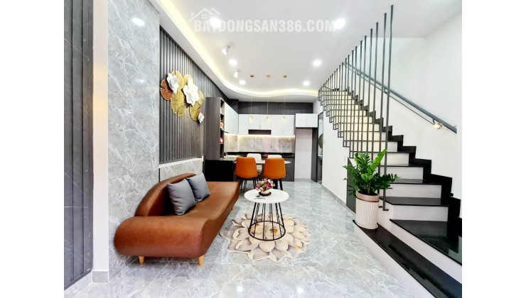Nhà 3 tầng đúc BTCT giá 3 tỷ 6 Quận Gò Vấp sát mặt tiền đường số 27 Phường 6 không quy hoạch không lộ giới SHR bao sang tên