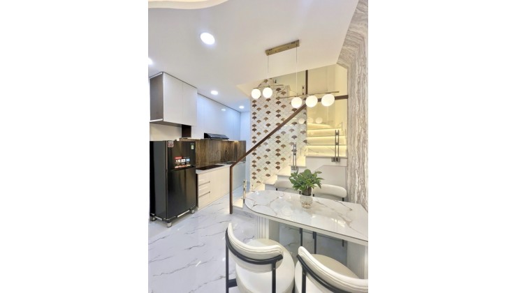 Bán nhà quận 3 - 3 TẦNG 3PN (3.6x7M) - Full Nội Thất - Sổ vuông - 20M ra MT - Nhỉnh 4 Tỷ