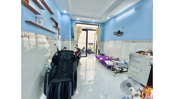 VỪA  Ở VỪA KINH DOANH PHÒNG TRỌ -NGAY ĐH CÔNG NGHIỆP- GẦN HẺM XE HƠI - – LÊ LỢI- 54M- 3 TẦNG- 4.6X12- 5.99 TỶ
