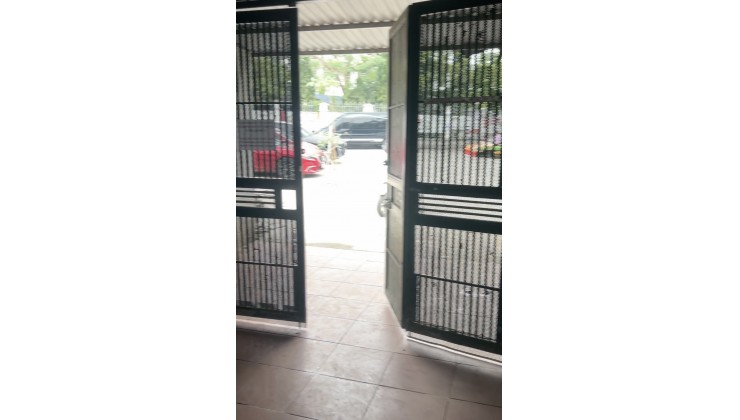 Nhà C4 đường Lạc Hồng, phường Khương Đình, Thanh Xuân Hà Nội 1,8 tỷ