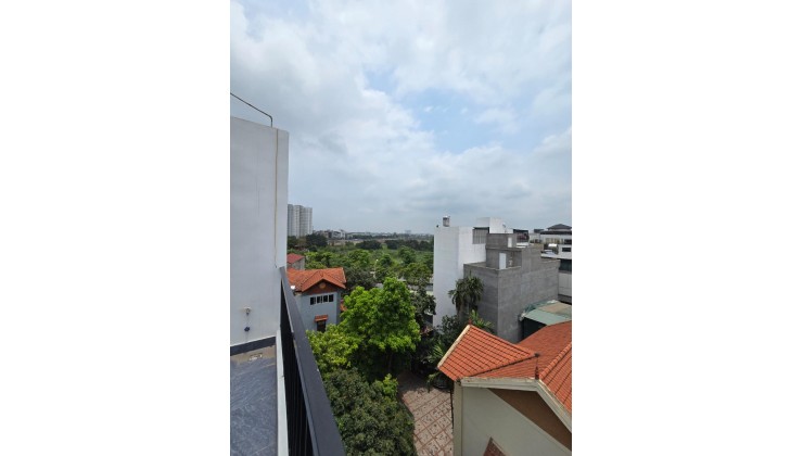 Bán nhà - Thạch Bàn Long Biên - Ở ngay thiết kế siêu đẹp - 30m2 - 6 tỉ hơn