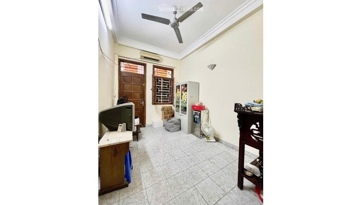 PHỐ NGUYỄN KHÁNH TOÀN, NHÀ ĐẸP PHÂN LÔ, 2 THOÁNG, Ô TÔ ĐỖ CỬA – 4T, 46M2, NHỈNH 10 TỶ.
