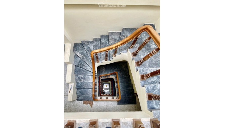 PHỐ NGUYỄN KHÁNH TOÀN, NHÀ ĐẸP PHÂN LÔ, 2 THOÁNG, Ô TÔ ĐỖ CỬA – 4T, 46M2, NHỈNH 10 TỶ.