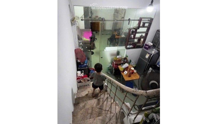 BÁN ĐẤT TẶNG NHÀ 3T, PHÂN LÔ TRẦN CUNG, NGÕ RỘNG, THOÁNG, GẦN Ô TÔ – 38M2, 6.3 TỶ
