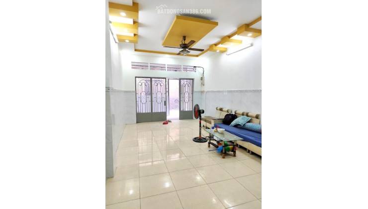Chính Chủ Bán gấp nhà riêng Trịnh Đình Trọng, Tân Phú Chỉ 5,45 tỷ, 52 m2, đẹp, nhà mới vào ở ngay