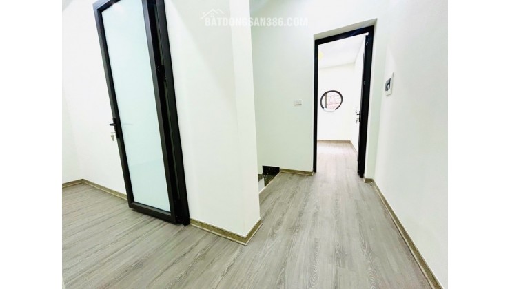 Linh Đàm 54m 4 tầng 13.5 tỉ