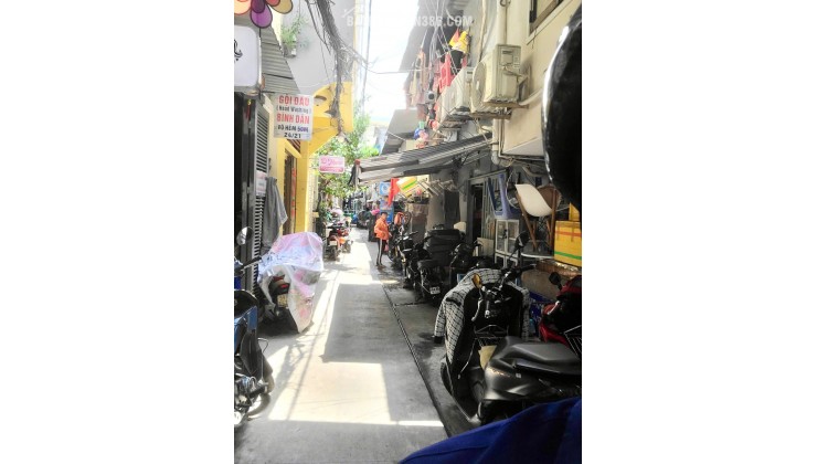 Chính Chủ Bán Hxh Thủ Khoa Huân, P. Bến Thành, Q.1. Dt: (4.1 X 18.2m), Chỉ 20 Tỷ, Tell: O911.16O.692