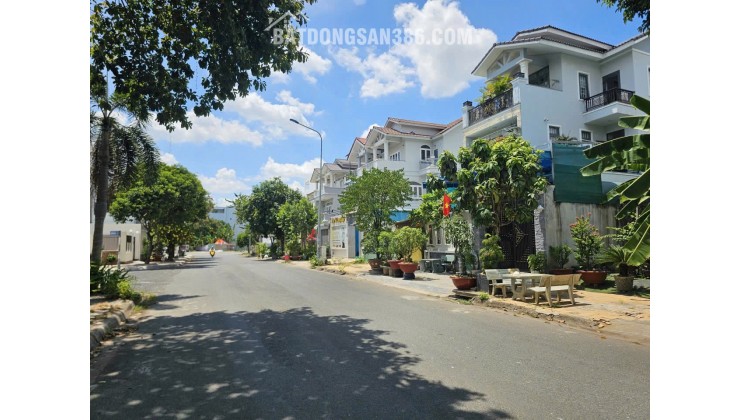 Chính Chủ Bán Mặt Tiền 20, P.Phước Long B, Q.9. DT: (8 x 20m), Chỉ 19 tỷ 500 Triệu, Tell: O911.16O.692