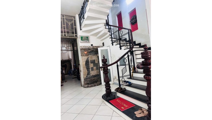Chính Chủ Bán Mặt Tiền Lê Quang Định, P.14, Q.Bình Thạnh. DT: (3.9x20m), Giá 22.5 Tỷ. Liên Hệ: O911.16O.692
