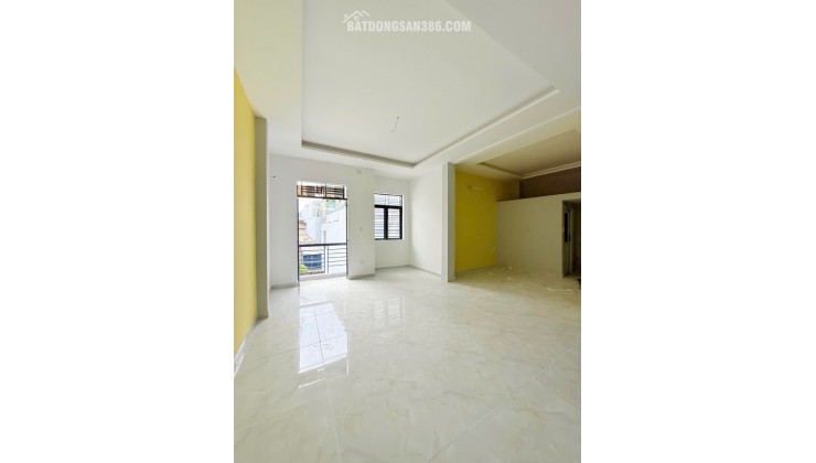  CHÍNH CHỦ Gửi   - VỊ TRÍ VÀNG – NGAY TTTM  – 52M2 - NỞ HẬU TÀI LỘC - HXH - NHỈNH 4