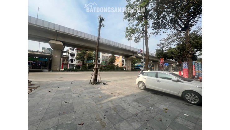 VỠ NỢ  CẦN BÁN NHÀ MẶT PHỐ QUANG TRUNG HÀ ĐÔNG - SIÊU PHẨM MẶT PHỐ - VỈA HÈ ĐÁ BÓNG - NÉT CĂNG - TRUNG TÂM, KINH DOANH ĐỈNH 58 MÉT 19,5 TỶ
