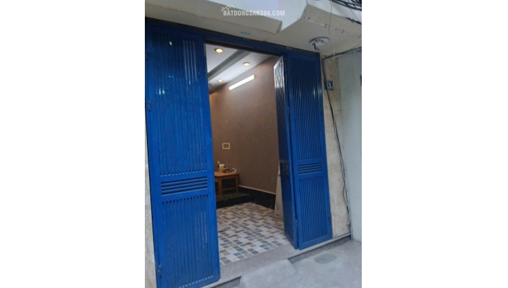 Bán gấp giá rẻ Tân Mai 39m/43m(T2), 4 tầng, mặt tiền 4m, 8.2 tỷ Hoàng Mai.