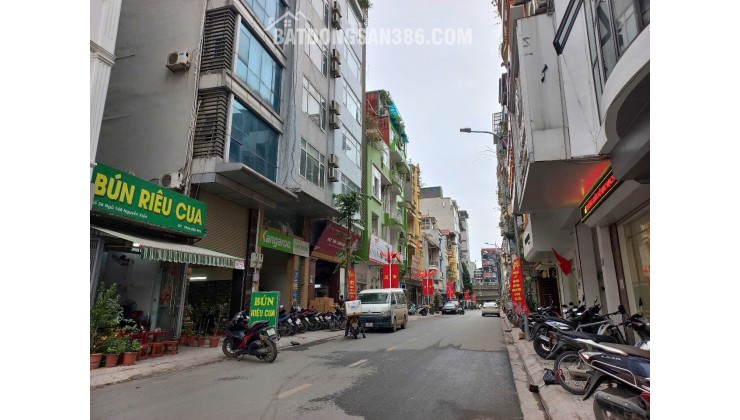 BÁN NHÀ THANH XUÂN, PHÂN LÔ VỈA HÈ OTO TRÁNH KINH DOANH, 6 TẦNG THANG MÁY, NHỈNH 20 TỶ