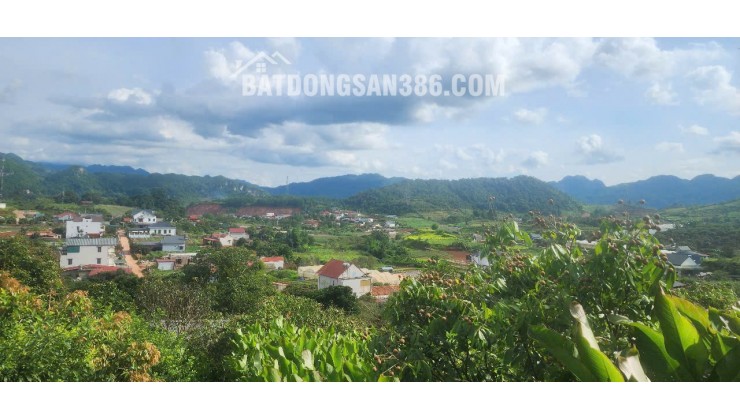 BÁN NHANH LÔ ĐẤT NGHỈ DƯỠNG SIÊU TIỀM NĂNG GẦN CẦU KÍNH BẠCH LONG
