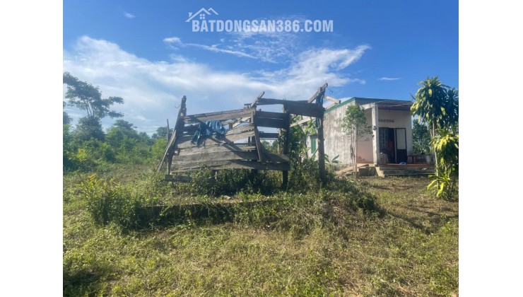 BÁN ĐẤT TẠI EA KAR DAK LAK, DT 3990M2, SHR, CHỈ 600K/M2. LH:0909149394.