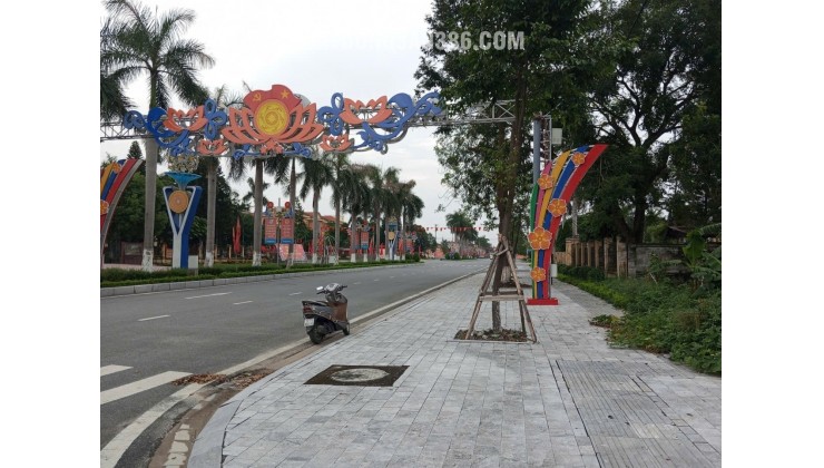 Bán đất Gia Bình, Bắc Ninh. 85m2 * mt 9m * 4,9 tỷ. ô trô tránh, lô góc, vỉa hè 5m.