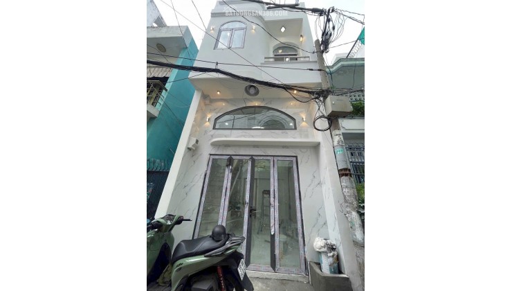 Hẻm Xe Hơi 4m - 1 Căn Ra Mặt Tiền Hoa Đào  . Vị trí Tốt .