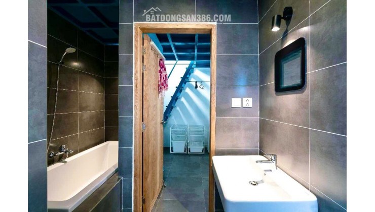 6 Tỷ hơn: 5m ngang siêu độc 5 Tầng Full nội thất có dòng tiền- Tô Hiến Thành Quận 10.VŨ 09339910039