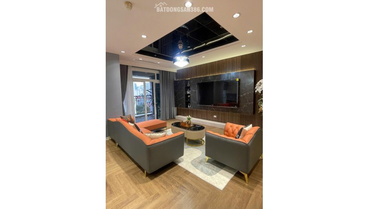 Bán Căn Hộ Cao Cấp Royal City R2 – 181m² – Tầng Thấp – 4PN – Ban Công Tây Nam – Đông Nam