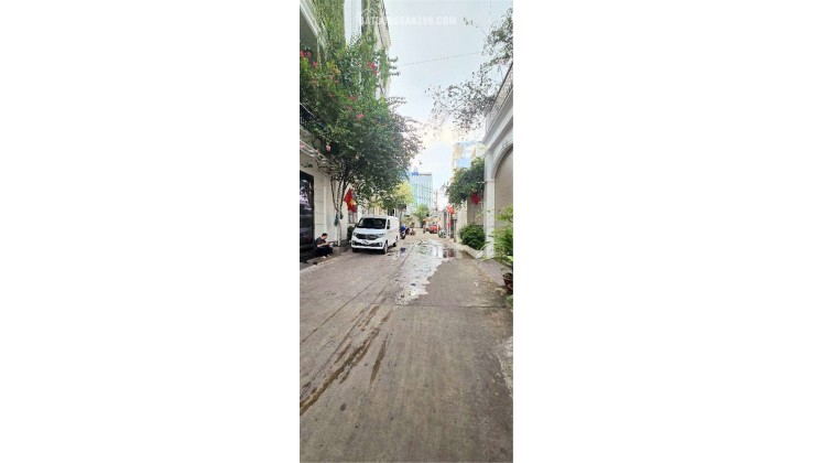  NHÀ 2 MẶT TIỀN HẺM XE HƠI – NGUYỄN VĂN QUÁ, Q12 – NGANG HƠN 6M – 111M² – HƠN 6 TỶ