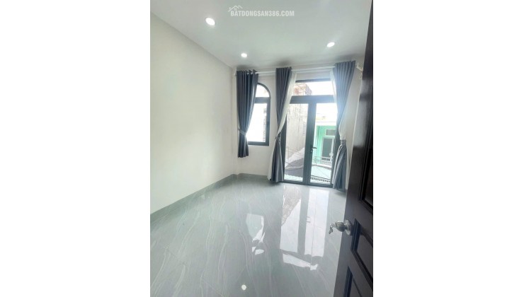 BÁN NHÀ Q6 THÔNG BÀ HOM RA CHỢ PHÚ LÂM, DT 3X11, CHỈ 4.5 TỶ. LH:0938135251.