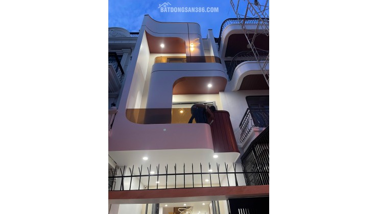 Nhà đẹp 3 tầng mới hoàn toàn full nội thất mới - đẹp - xịn KDT Hà Quang 2 Nha Trang