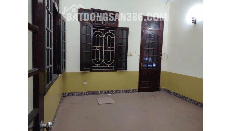 Lô góc Ô tô tránh NGUYỄN CHÁNH 40/60m 4T, KDVP, Dân trí cao, 21.9 tỷ