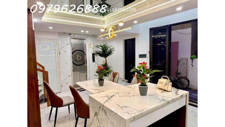 SIÊU HOT HIT HÀNG HIẾM BAY TRONG NGÀY - TRUNG TÂM THANH XUÂN - NGÕ VIP. 41x6 tầng.
