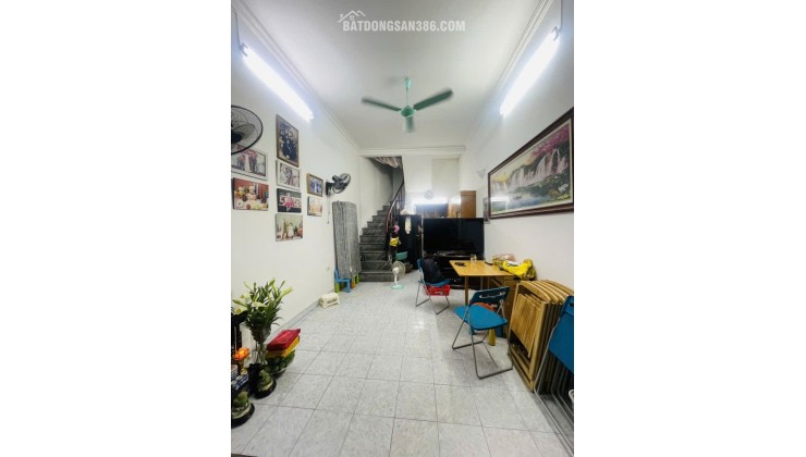 ĐỐNG ĐA - CHỈ 8 TỶ CÓ NHÀ 33M X 4 TẦNG - NGÕ THÔNG, KINH DOANH, 10M RA Ô TÔ TRÁNH, Ô TÔ  DỪNG ĐỖ NGÀY ĐÊM  