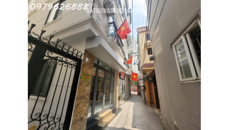 NHÀ ĐẸP HÀ ĐÔNG Ở NGAY. ĐƯỜNG THÔNG HÈ THOÁNG, CÁCH ĐƯỜNG LỚN 10M
30x5T
