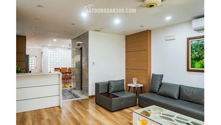 Bán tòa nhà mặt phố Cát Linh, Đống Đa DT 60m2, 5 tầng, thoáng 2 mặt, kinh doanh tốt, vị trí tuyệt đẹp, 30 tỷ