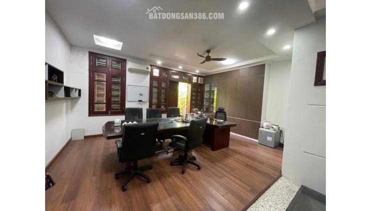Bán nhà phố Phan Đình Phùng, Quán Thánh DT 42m2, 5 tầng khu phân lô dân trí, KD tốt, 0975775374