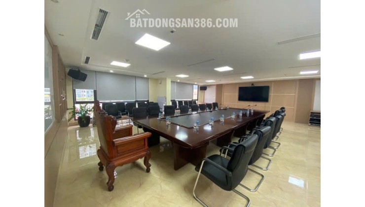 Hiếm bán tòa nhà mặt phố Bà Triệu, Hàng Bài, Hoàn Kiếm DT 75m2, 8 tầng thang máy, có hầm, KD siêu đỉnh cao
