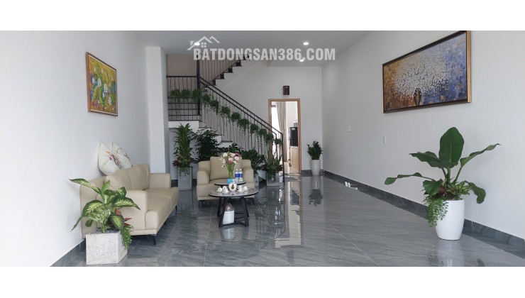 Bán Nhà Phố 3 Tầng đường Hà Huy Tập chỉ 5,7 tỷ