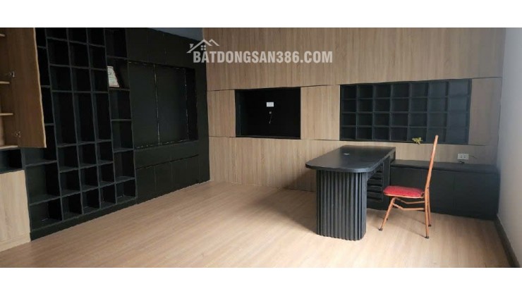 Chuyển Đổi Tài Sản - Bán Gấp Toà Nhà 5 Tầng - Trục Đường Phan Đăng Lưu - Gần Núi Thành - Bệnh Viện Mặt - Giá Đầu Tư