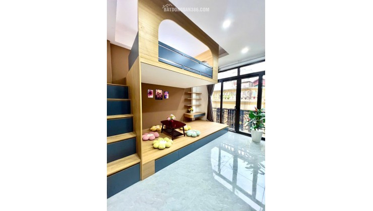(Cực hiếm) Căn hộ Duplex 28m2 ngõ 147 Vũ Tông Phan - Máy giặt riêng - Cách phố 30m - Nhận xe điện