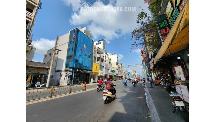 Bán Nhà Mặt Tiền 451 Hai Bà Trưng, Xuân Hòa