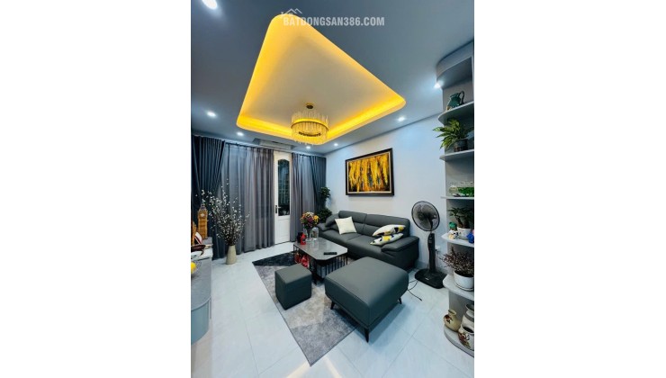 NHÀ ĐẸP PHẠM NGỌC THẠCH - TRUNG TÂM ĐỐNG ĐA - TIỆN ÍCH BẠT NGÀN - Ô TÔ ĐỖ CỬA